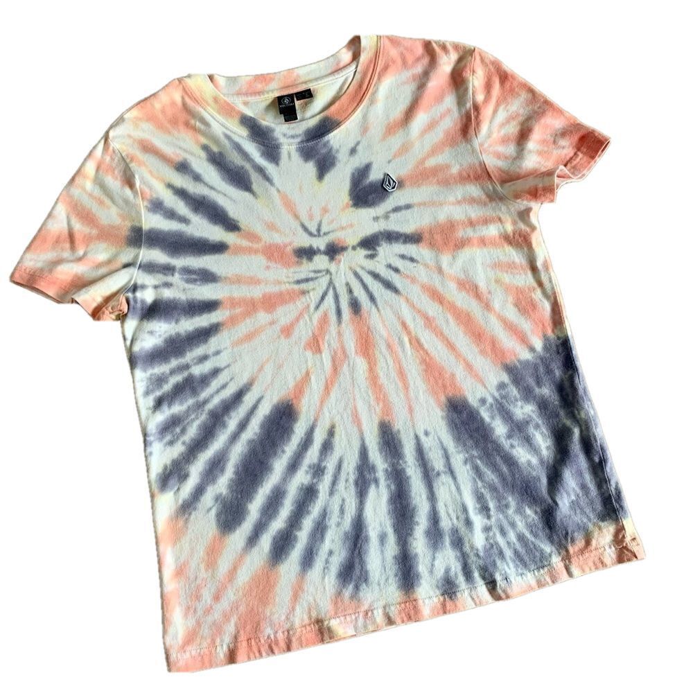 Volcom True to This Women’s Small Tie Dye Tee
Super cool, peach and gray tones!